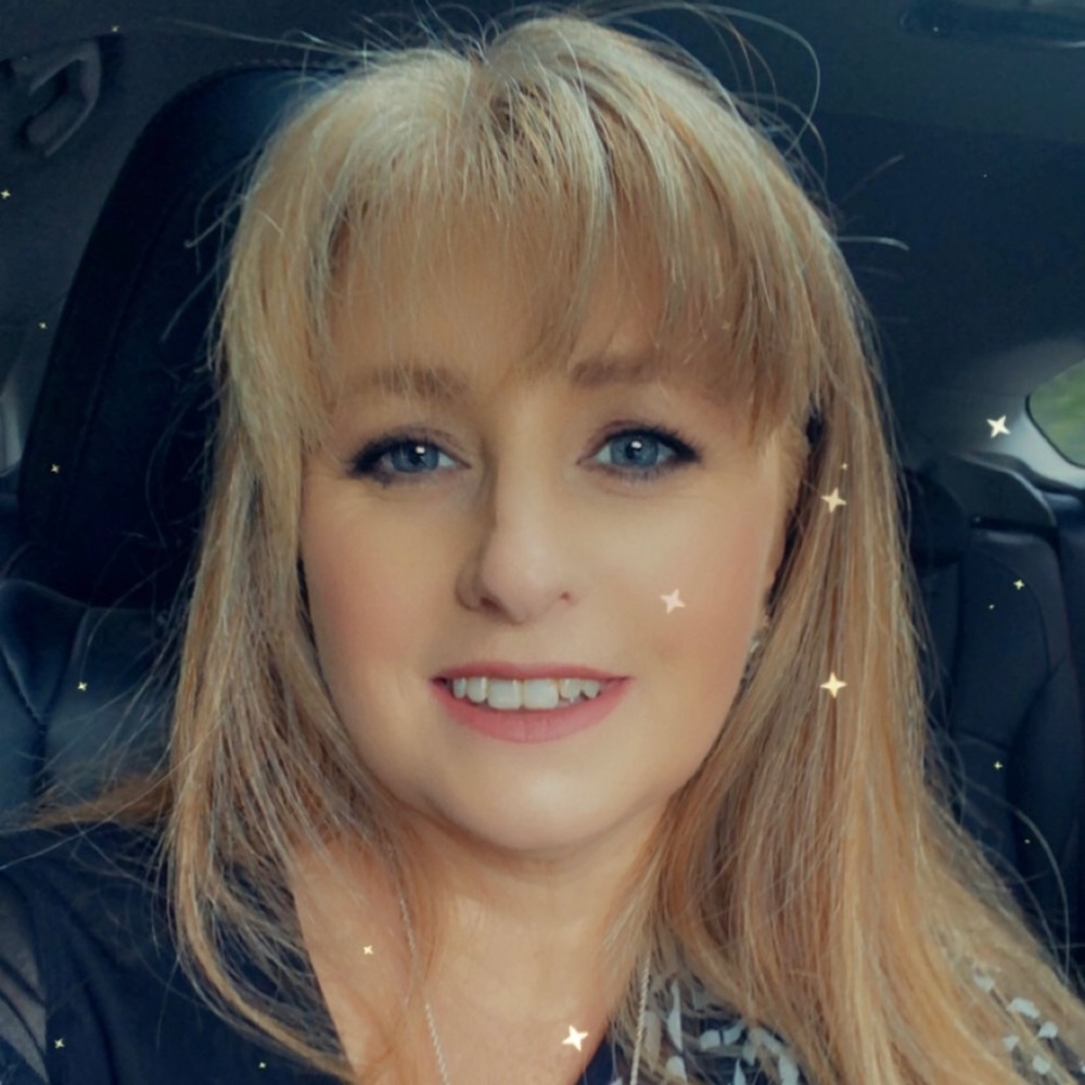 Meet your Posher, Leanne